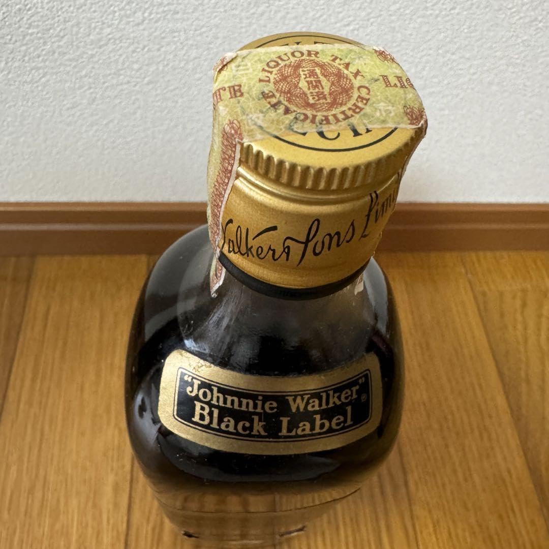 未開封】ジョニーウォーカー ブラックラベル 金キャップ 白紋章 古酒 2